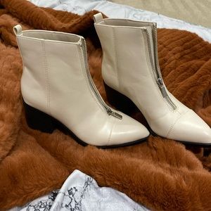 BRAND NEW!!! Trendy Boots